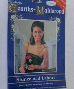 Slunce nad Lahori + Dívka s vlasy jako len + Odcizený dokument