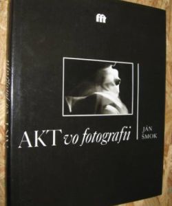 Akt ve fotografii